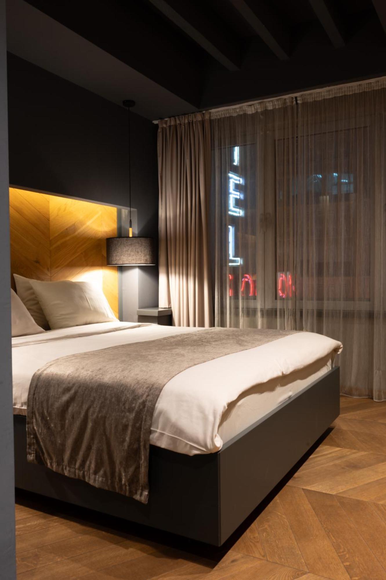 Hotel London B&B Szkopje Kültér fotó