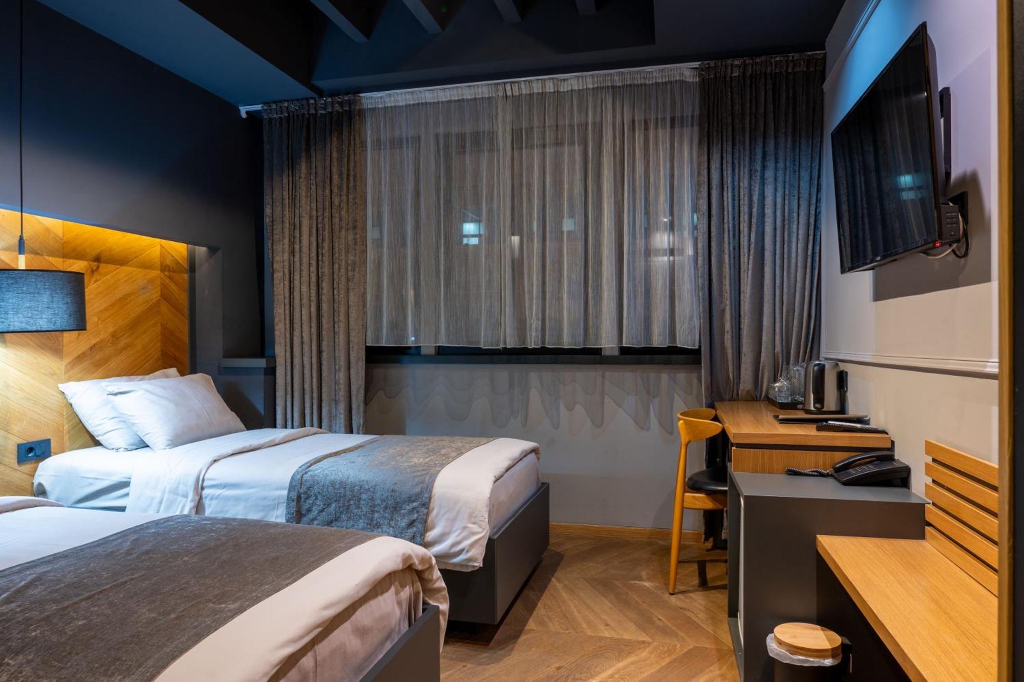 Hotel London B&B Szkopje Kültér fotó