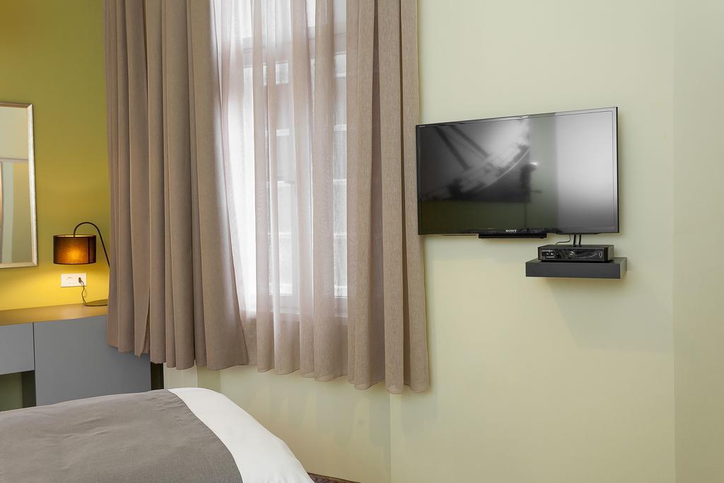Hotel London B&B Szkopje Kültér fotó