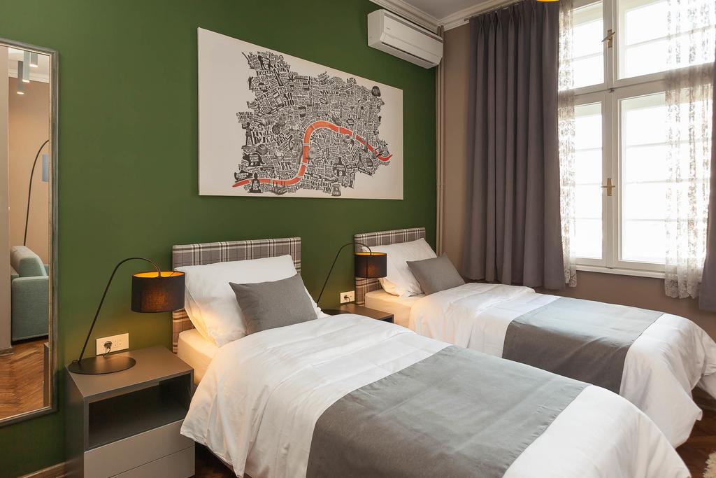 Hotel London B&B Szkopje Szoba fotó